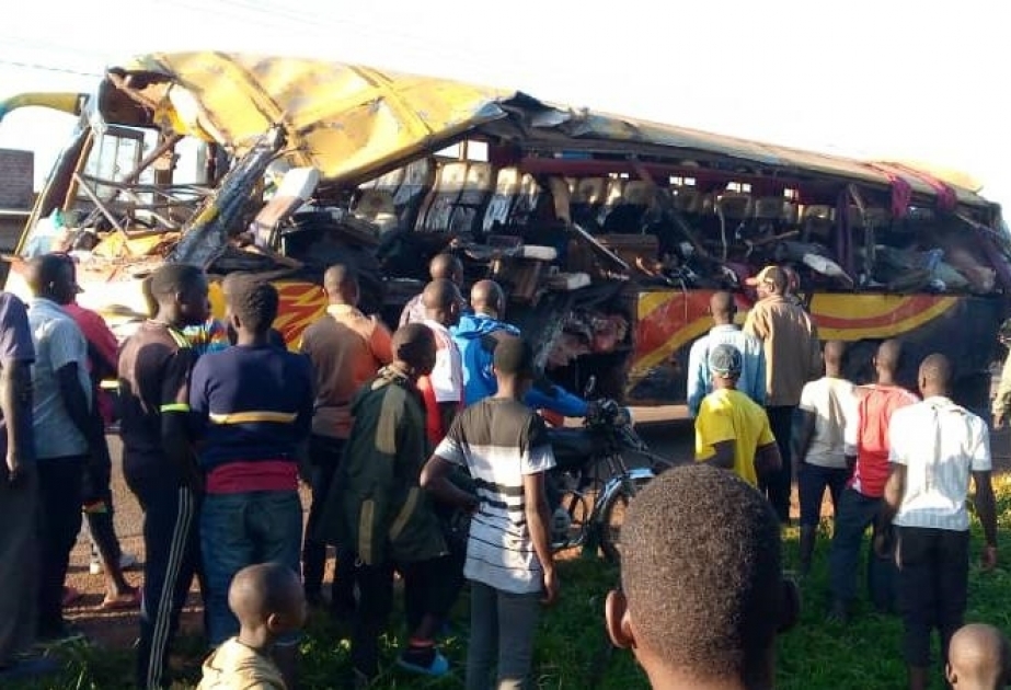 Keniyada avtobus qəzası nəticəsində azı 20 nəfər ölüb