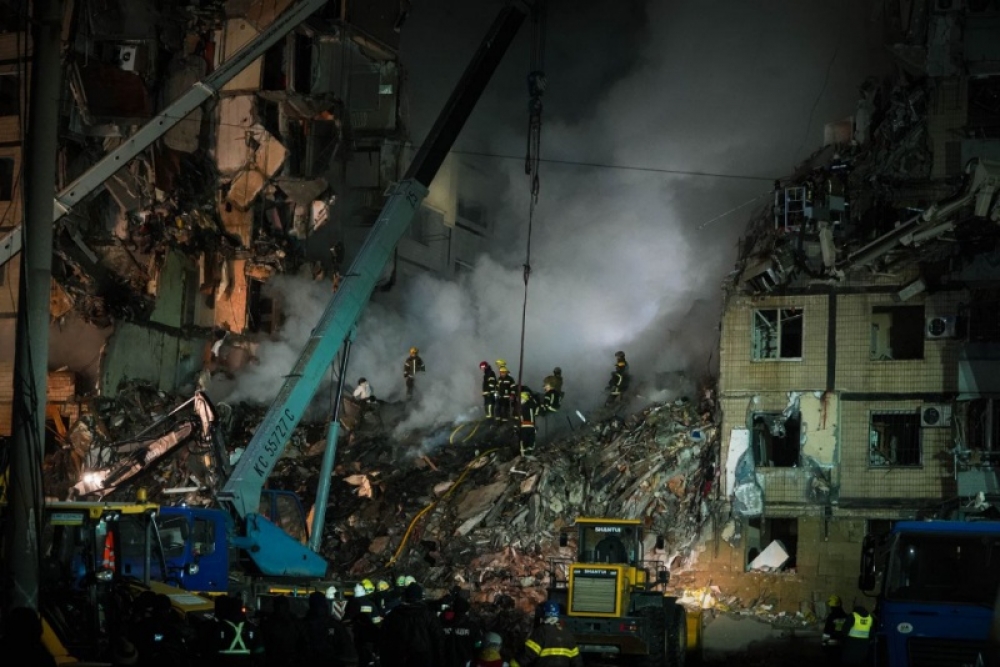 Dneprdə yaşayış binasına raket hücumu nəticəsində ölənlərin sayı 18 nəfərə çatıb