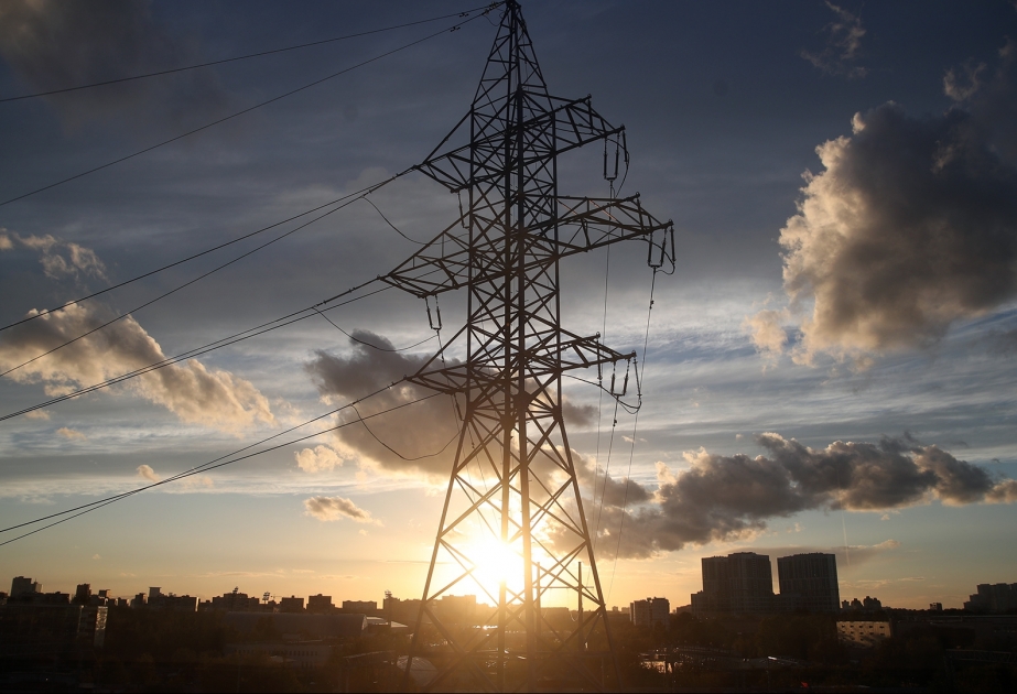 Avropa Komissiyasının rəhbəri Ukraynaya 2 GVt elektrik enerjisi tədarükünü elan edib