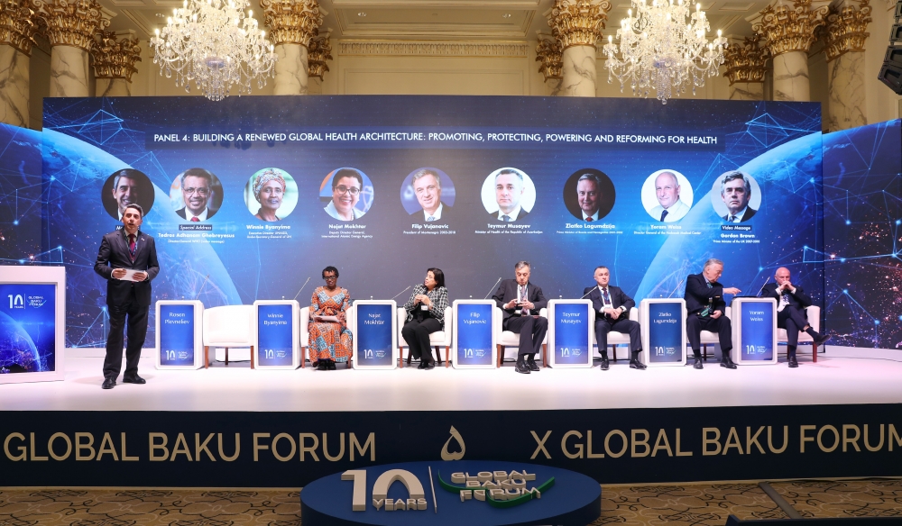 X Qlobal Bakı Forumunun ikinci günündə dörd panel iclasında müzakirələr aparılıb
