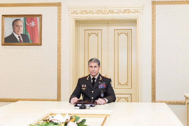 Vilayət Eyvazov generalı vəzifədən azad etdi