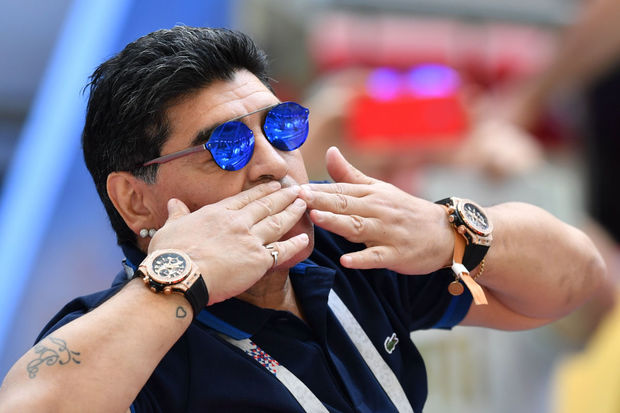 Maradonanın övladları futbolçunun qalıqlarının köçürülməsini istəyiblər