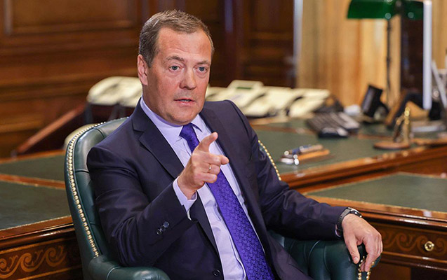 “Bu şəxslər Rusiyanı tərk etməlidir” - Medvedev