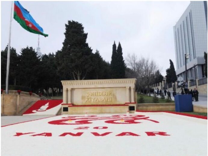 20 YANVAR - ÜMUMXALQ HÜZN GÜNÜAzərbaycanın azadlığı uğrunda mübarizə tarixinə qəhrəmanlıq səhifəsi kimi daxil olmuş 1990-cı ilin 20 Yanvar hadisəsindən 35 il ötür.