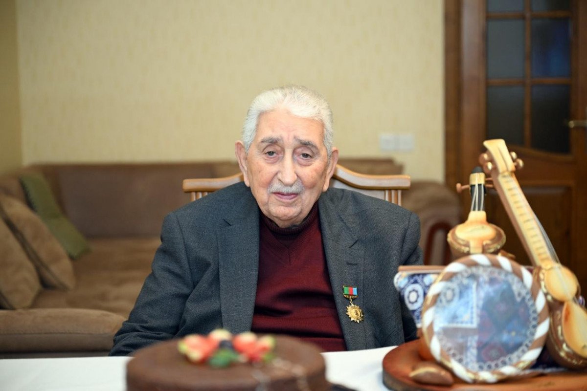 Arif Babayev "Heydər Əliyevin 100 illiyi” yubiley medalı ilə təltif olundu