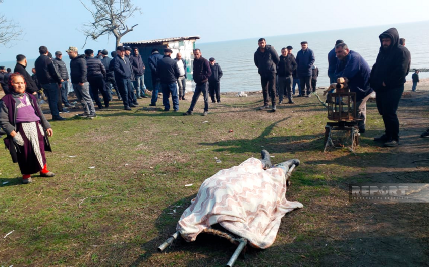 İtkin düşən balıqçılardan birinin meyiti tapıldı