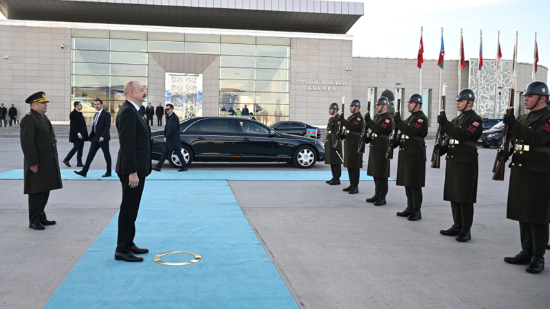 Prezident Türkiyəyə səfəri başa çatdı