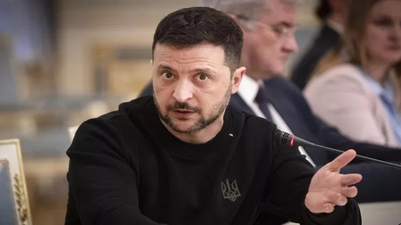 Zelenski: Moskva sabah atəşkəsi təsdiqləsə, Ukrayna danışıqlara hazırdır