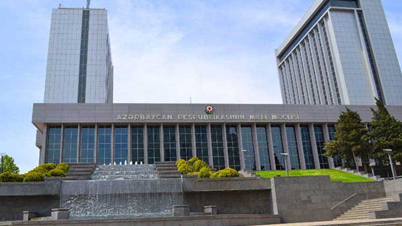 Parlament büdcənin icrasını I oxunuşda müzakirə edir