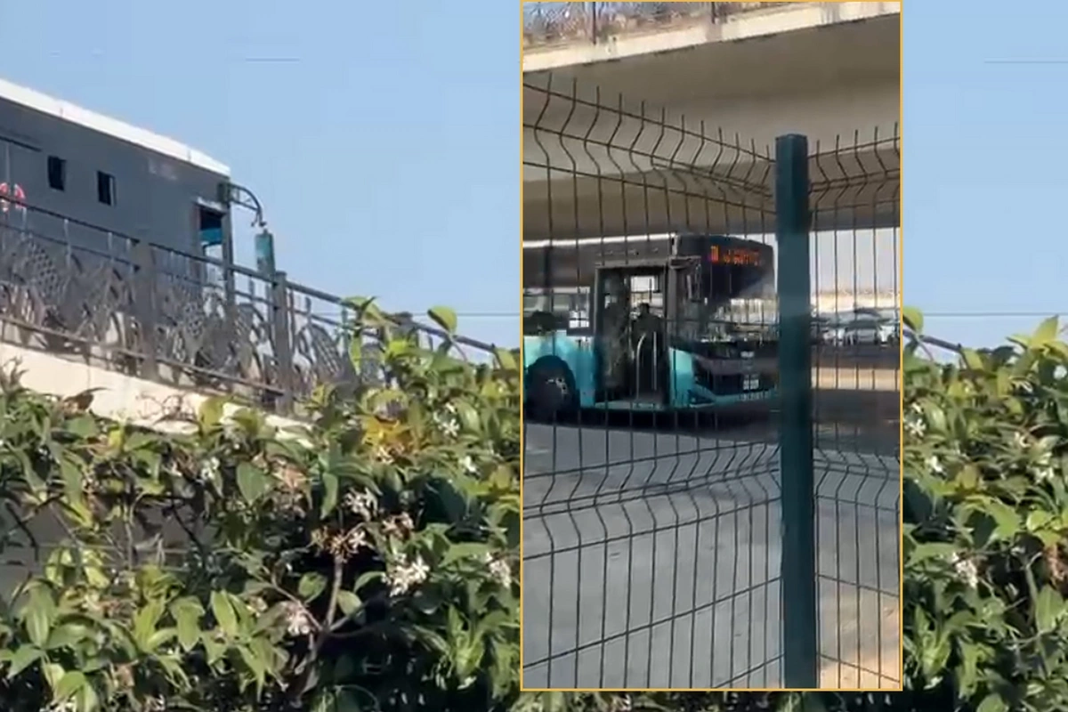 Bakıda qapısıaçıq sürülən avtobus təhlükə saçdı