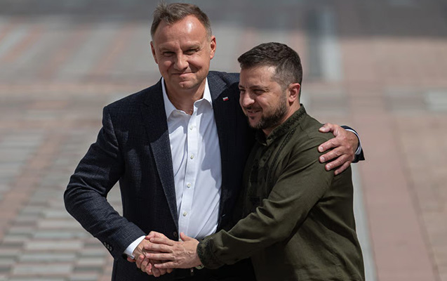 Zelenski onu ordenlə təltif etdi