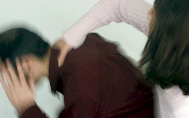Arvadının onu döydüyünü deyərək polisə müraciət etdi