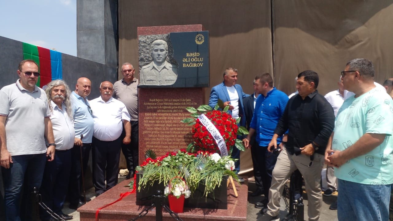 Şəhid Rəşid Bağırovun büstünün açılışı oldu.