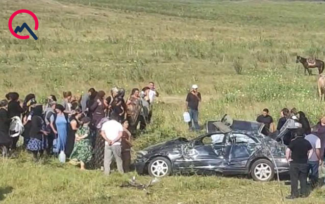 Laçında “Mercedes” aşdı - 3 ölü, 1