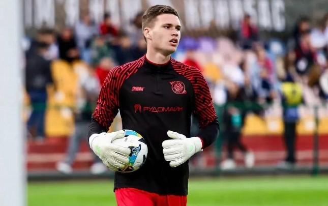 Futbolçu komandasının toplanışından qaçdı və ölkəsinə qayıtmadı