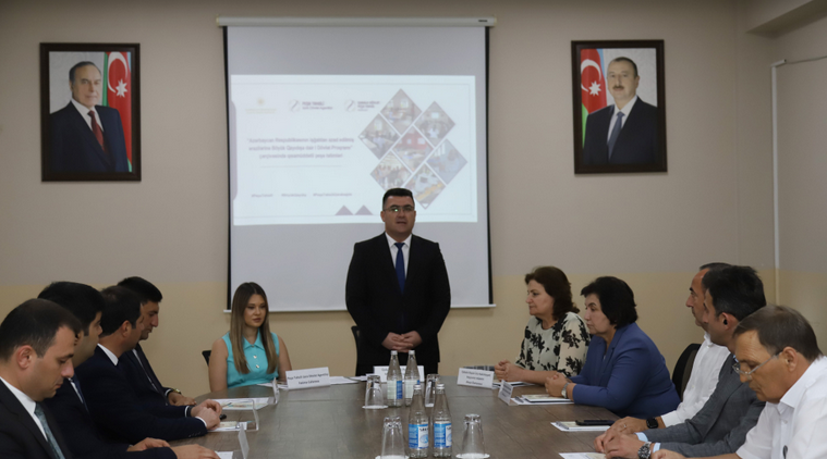 Qəbələ Dövlət Peşə Təhsil Mərkəzində qısamüddətli təlimləri bitirən müdavimlərə sertifikat təqdim olunub