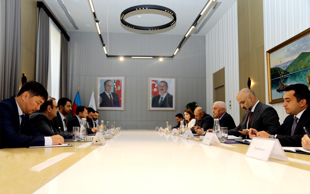 “AzərEnerji” ilə “Masdar” arasında müzakirələr aparıldı