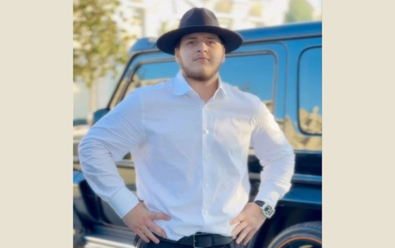 Bu dəfə bahalı saatı ilə gündəm oldu - Foto