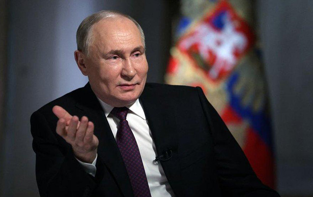 Putin Peskovu “tənbəl” adlandırdı
