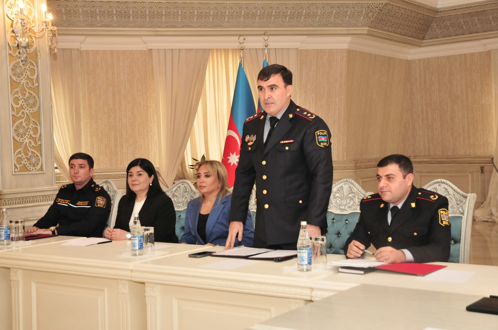 Abşeron Rayon Polis İdarəsinin təşəbbüsü ilə pedaqoji kollektivlə görüş keçirilib
