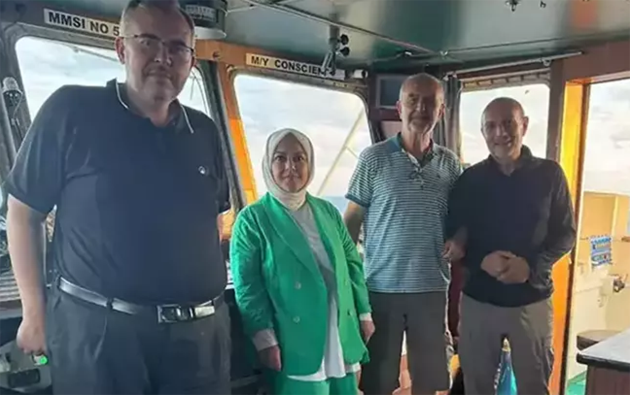 İsrailin saxladığı türkiyəli deputatlar ölkələrinə qayıtdı