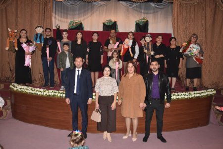 Yevlax şəhər Yaradıclıq evi “Kukla Xalq” teatrının yeni tamaşasını təqdim etdi -Foto