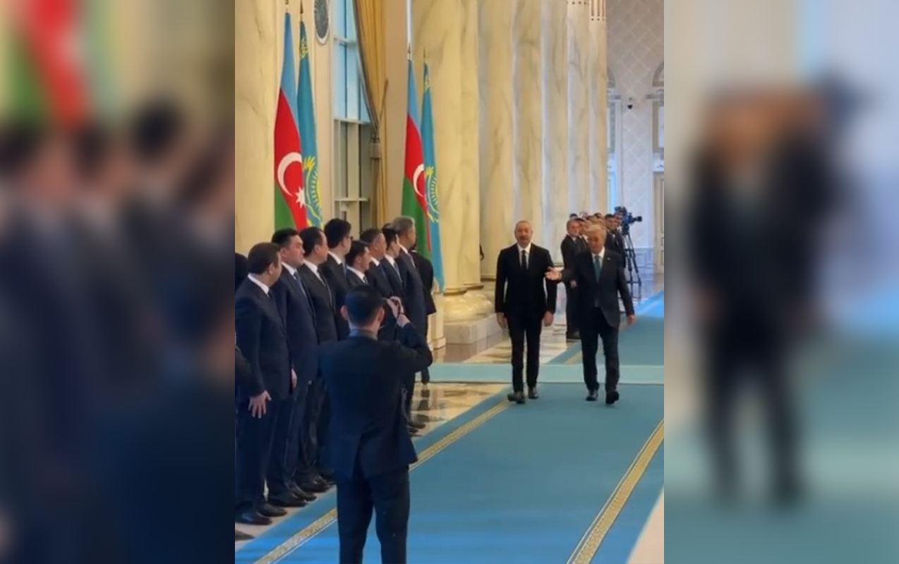 Prezident Astanada rəsmi qarşılandı