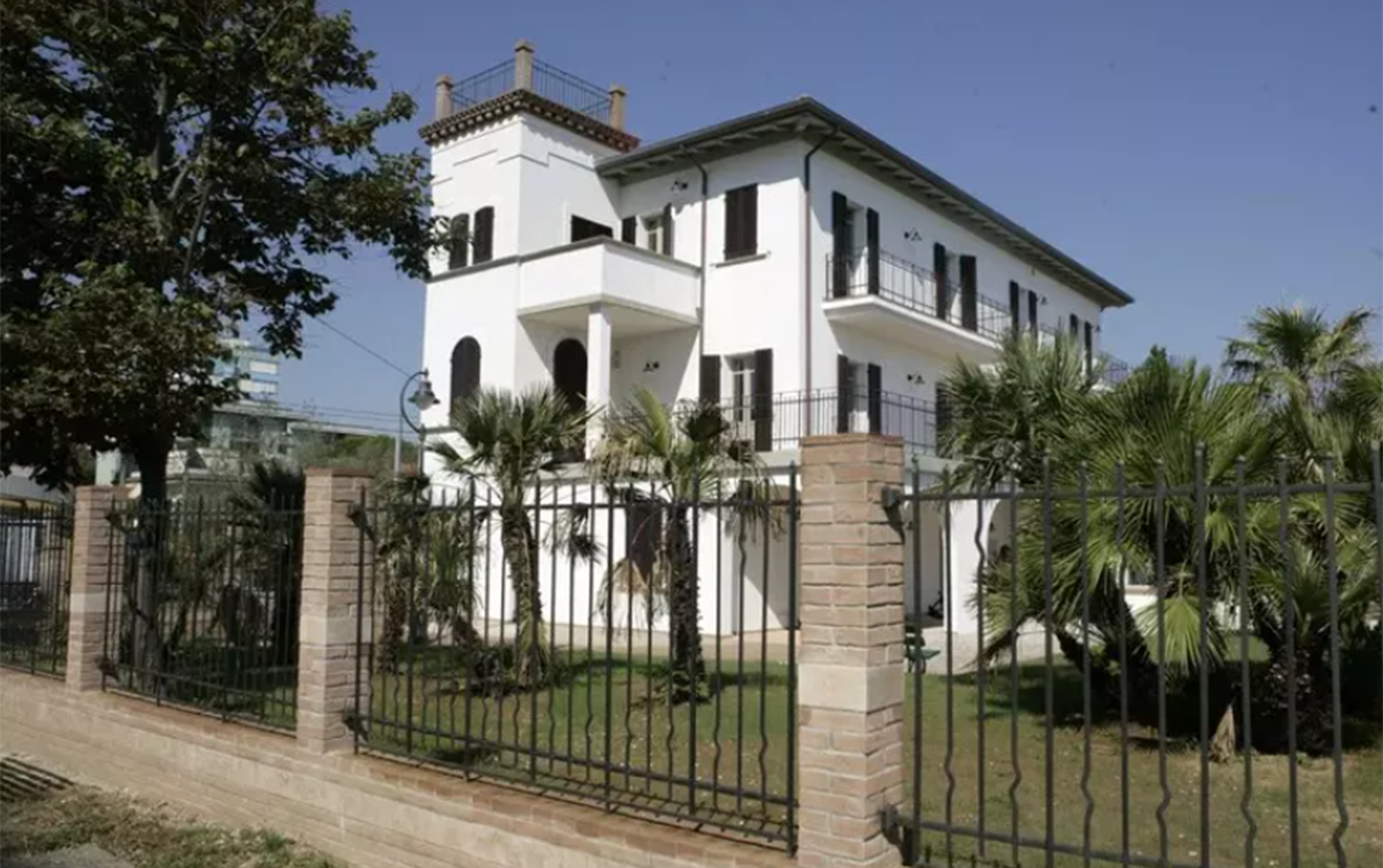 Mussolininin villası satışa çıxarıldı