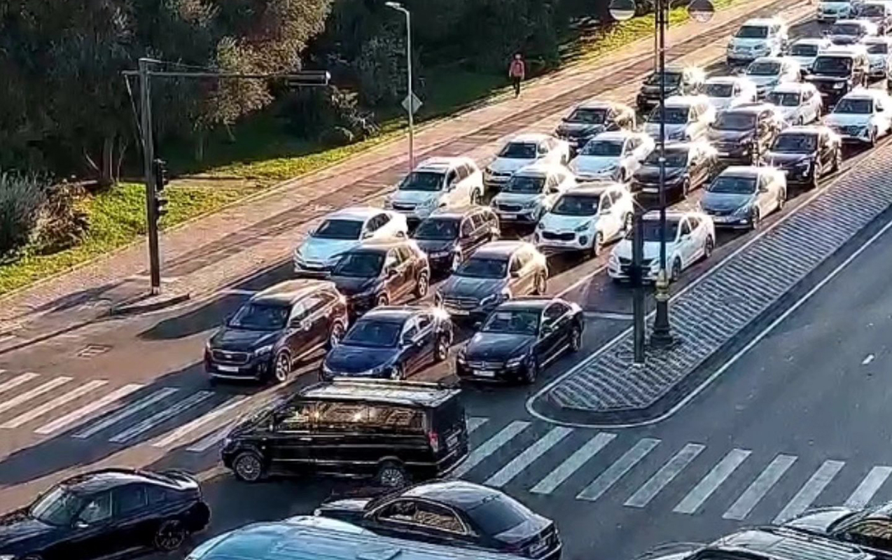 11 istiqamətdə tıxac var - Sürücülərin nəzərinə!