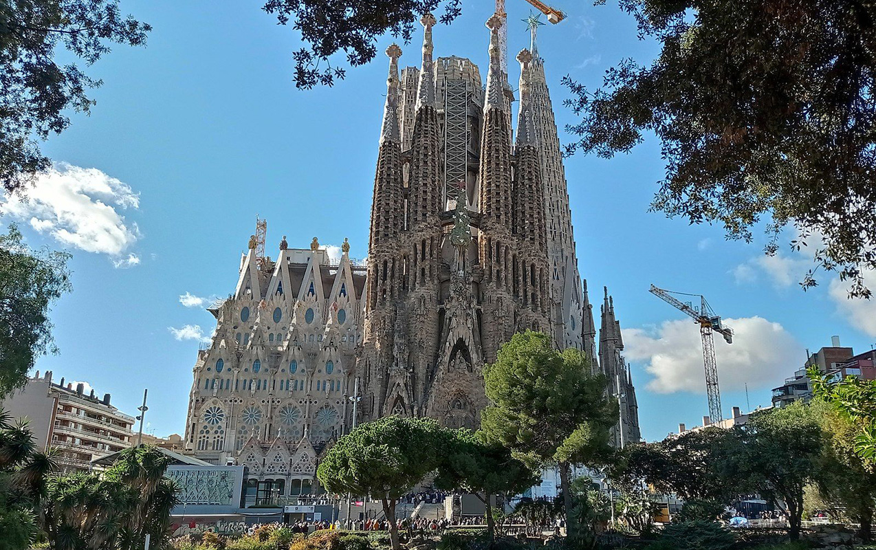 Dünyanın ən hündür kilsə qülləsi o oldu