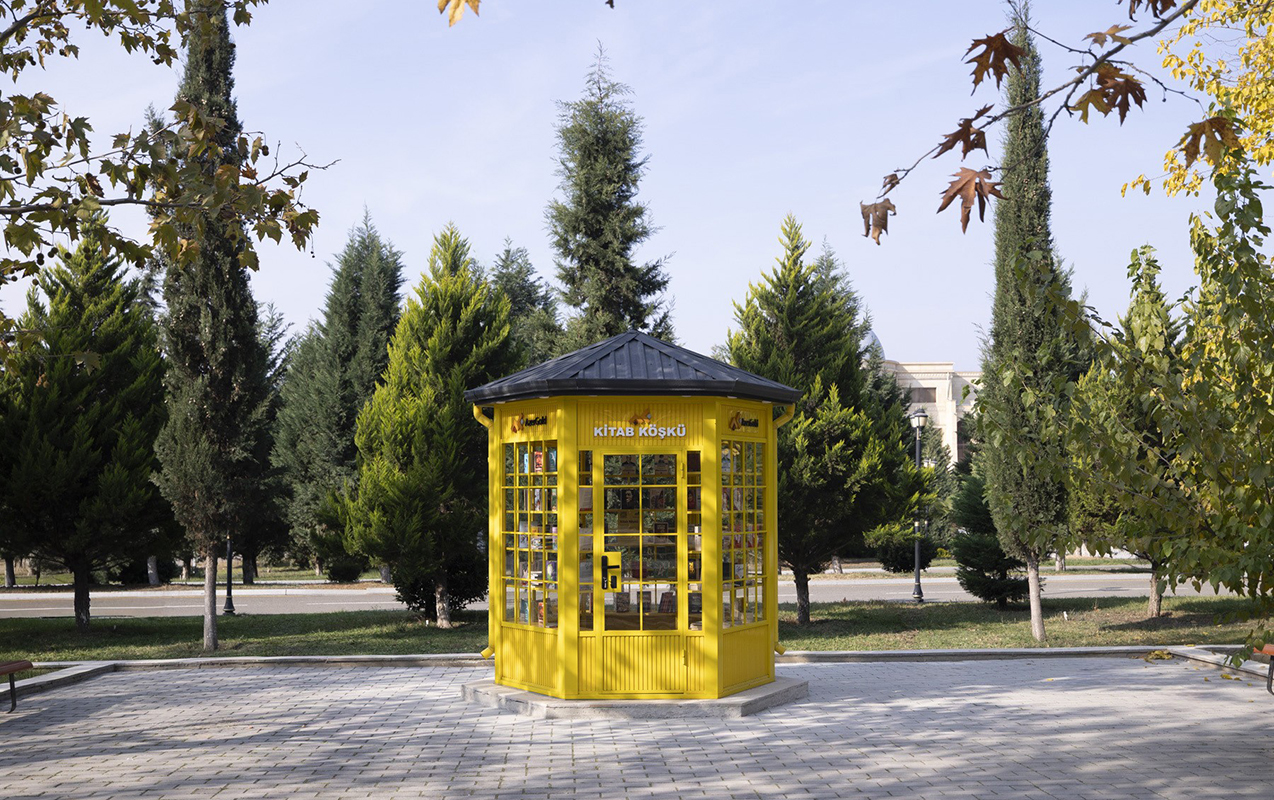 “AzerGold”un təşəbbüsü ilə Göygöldə kitab köşkü istifadəyə verildi