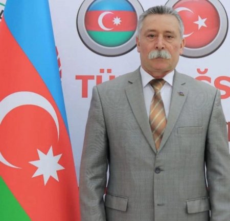 TAİB-in aydınları- Tapdıq Əlibəyli