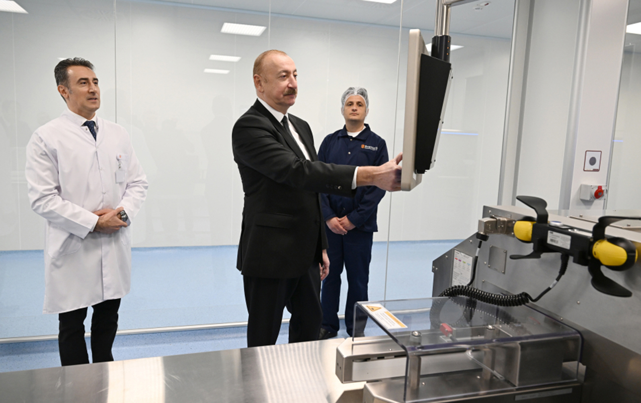 Prezident açılışda