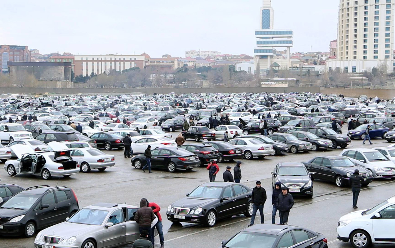 Bakıdakı maşın bazarı Ağdama - Köçürüləcək