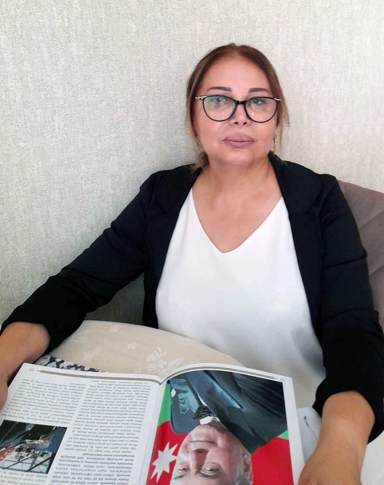 “Qəlbinin işığı ilə parlayan xanım – Gülnara Həmidovanın doğum günü münasibətilə”