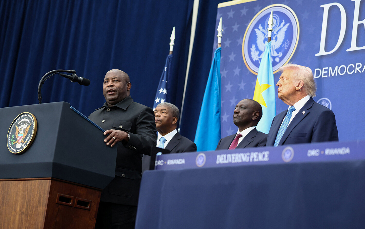 Tramp onları da barışdırdı