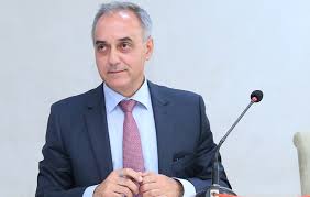 Binəqədidə ekoloji cinayət: ağaclar beton altında boğulur-FOTOFAKT