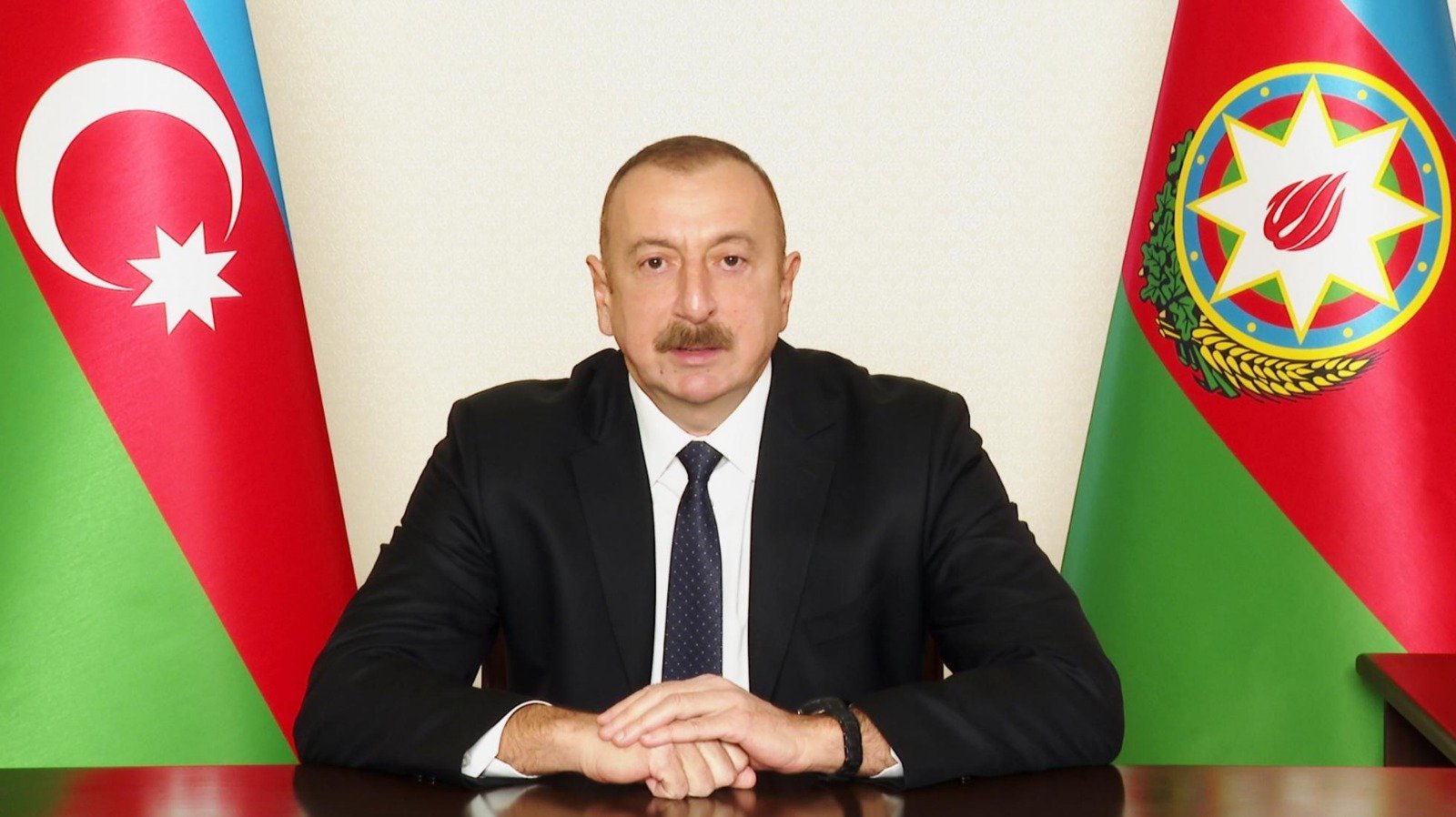 Qətiyyətli lider, müzəffər Ali Baş Komandan