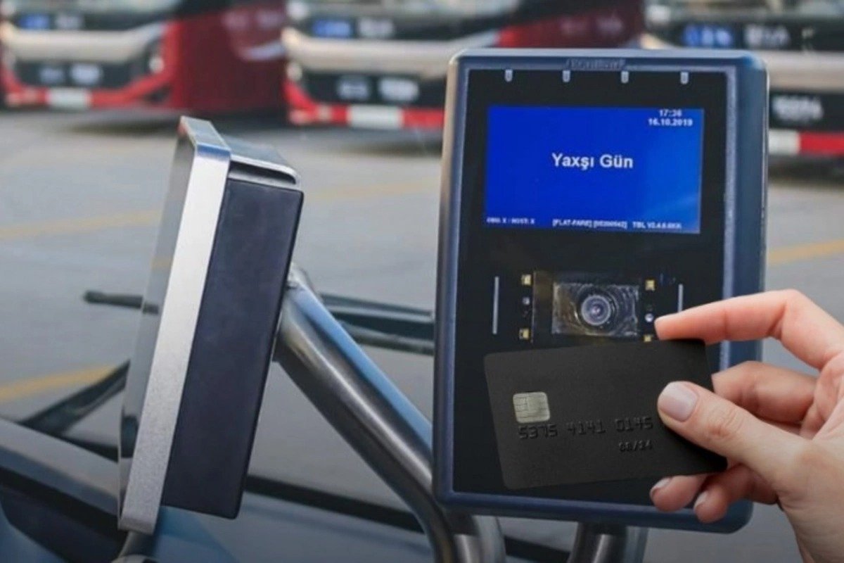 Artıq bütün avtobuslarda bank kartları ilə ödəniş mümkündür