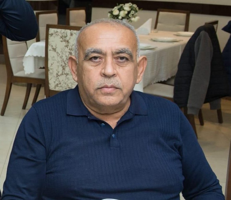 Mirqadir müəllim bu dünyadan köçdü. Mərhəmət Lələyev yazır