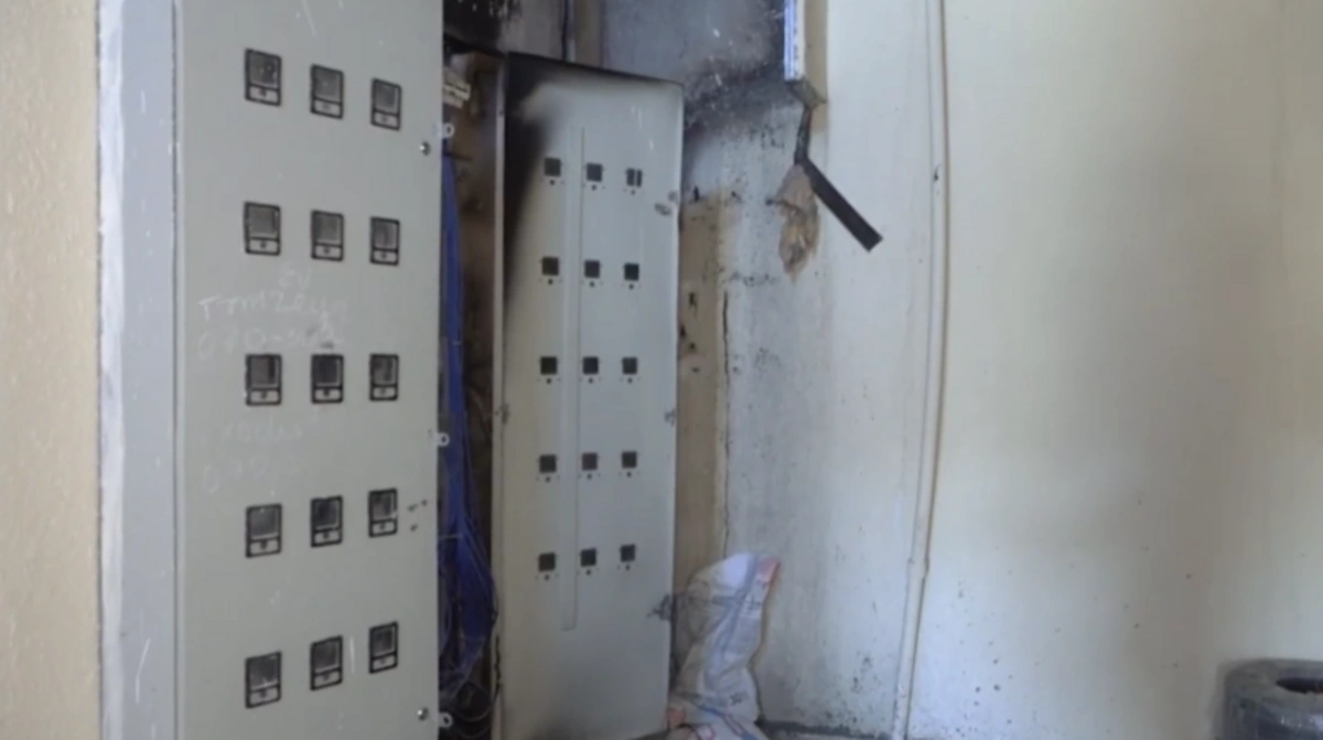 "Yanğınsöndürənlər üç dəqiqə gec gəlsəydilər, sağ çıxmayacaqdıq" - Masazır sakinləri niyə evlərində rahat yaşaya bilmirlər?