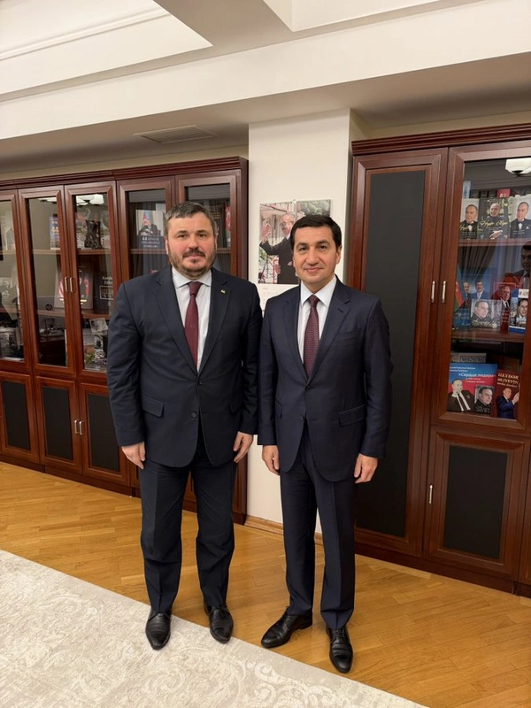Hikmət Hacıyev Yuri Qusevlə görüşüb