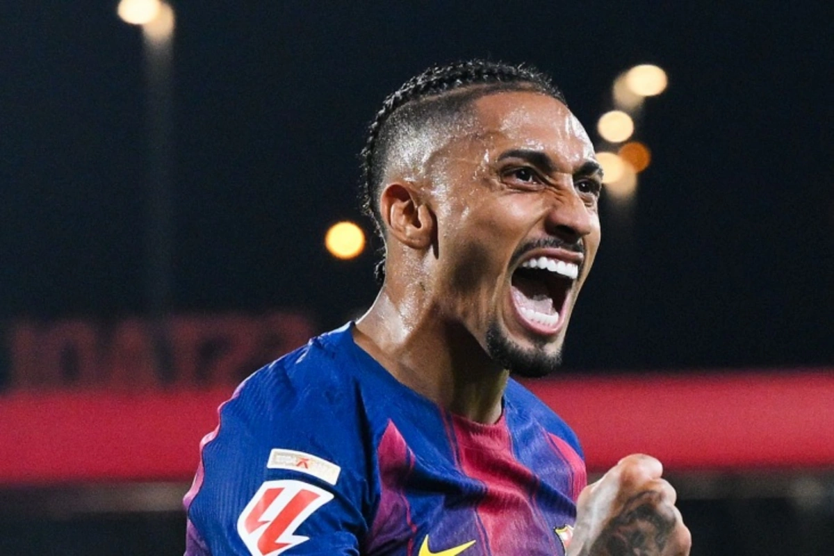 Rafinya onu tənqid edənlərə cavab verdi