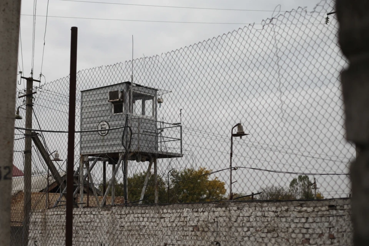 ABŞ-də həbsxanadan səkkiz təhlükəli məhbus qaçdı