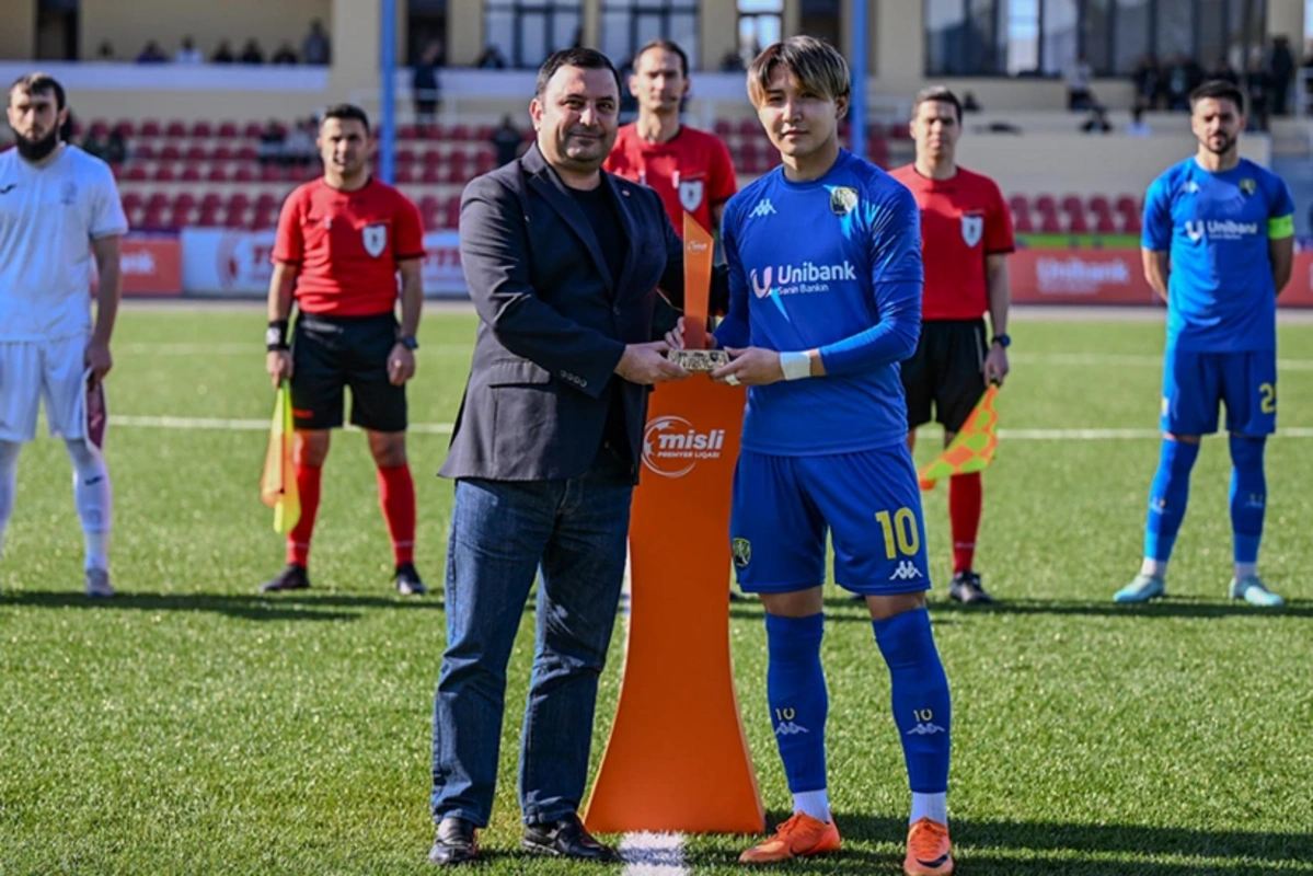 "Kəpəz"in futbolçusu mükafatlandırılıb