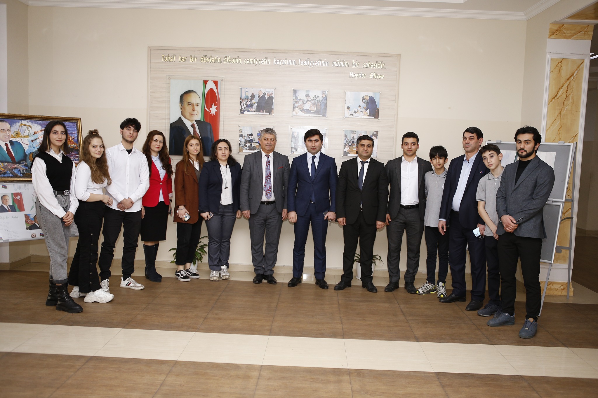 S.C.Pişəvəri adına Respublika Humanitar Fənlər Gimnaziyasının direktoru İlqar Talıbovdan Azərbaycan gənclərinə səmimi rəbrik: Gəncliyə inam, gələcəyə ümid.