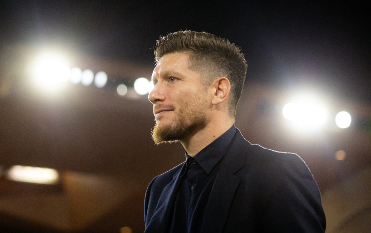 Baş məşqçiyə görə hər oyunda 25 min avro cərimə ödəyirlər