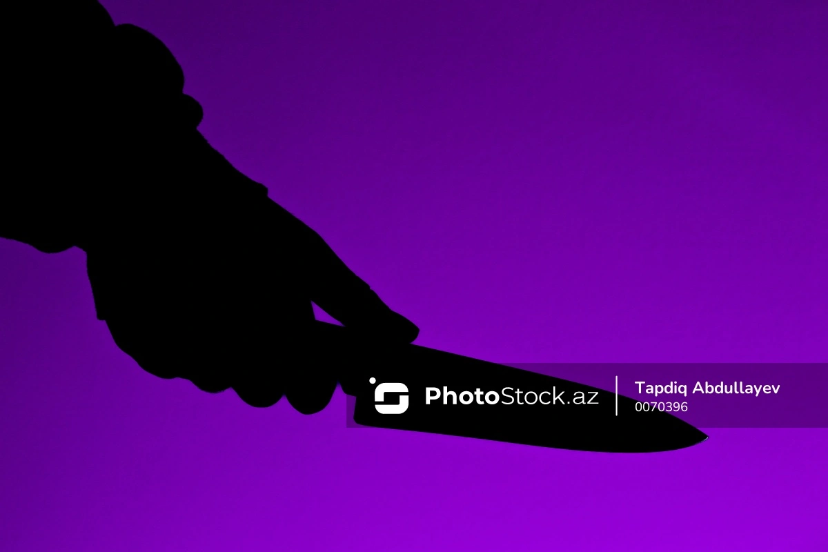 Bakıda tələbə qız bacısını bıçaqlayıb