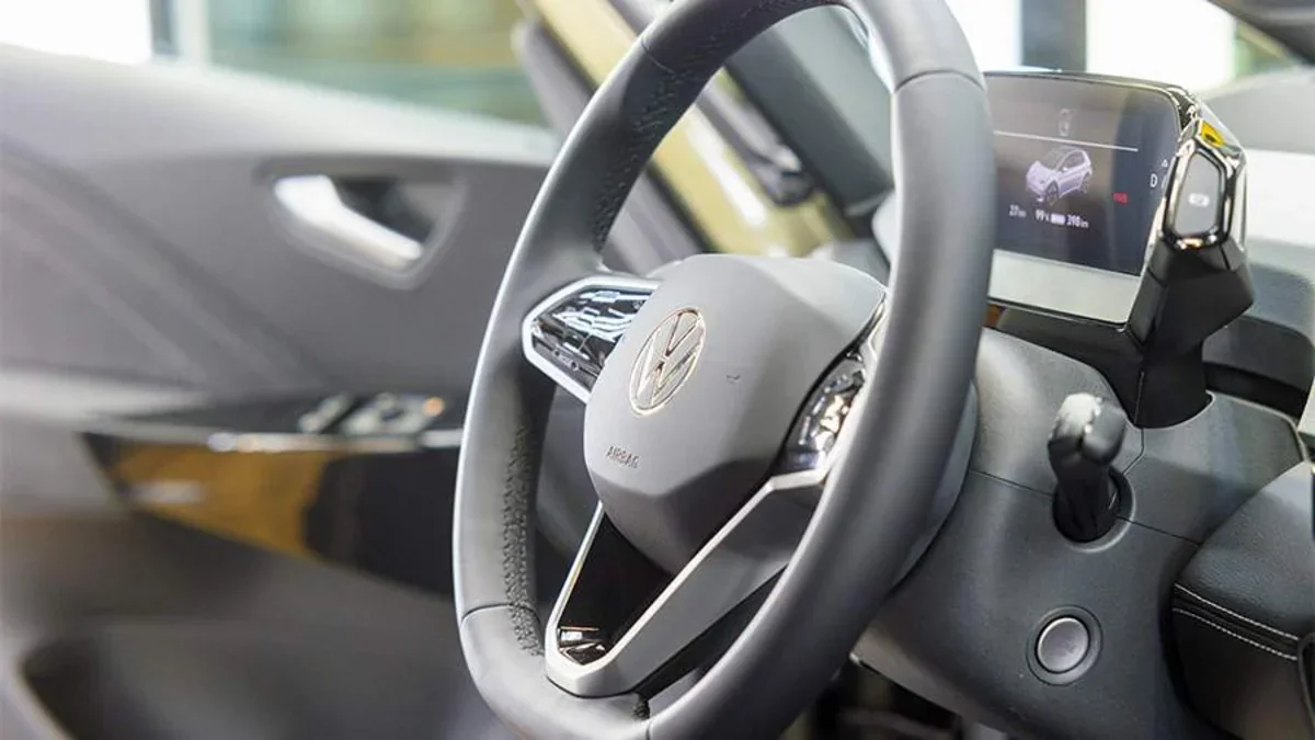 Almaniyanın məşhur avtomobil istehsalçısı xərclərini 20 faiz azaldır