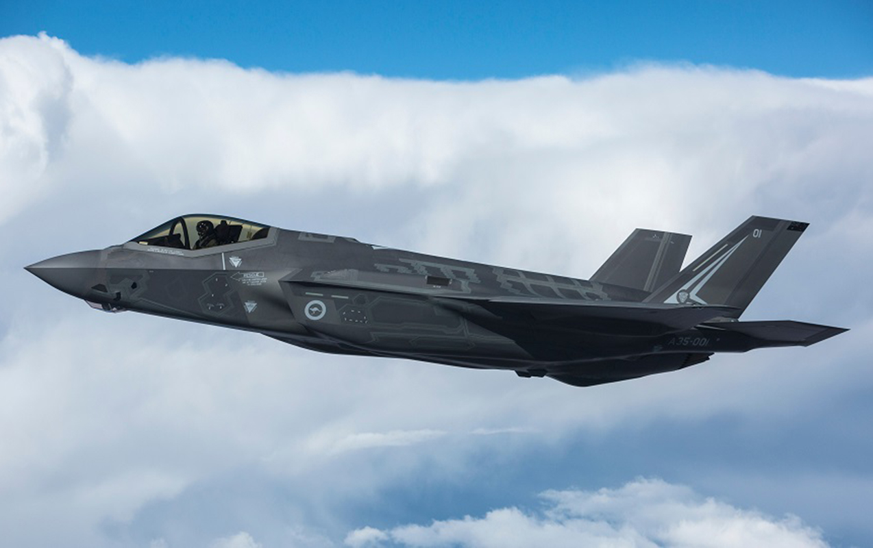 ABŞ Yaxın Şərqə daha 18 qırıcı göndərdi